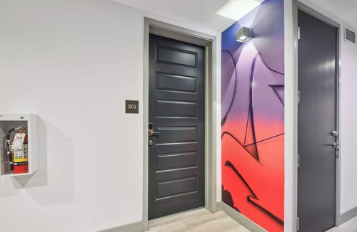 River North Art District Condo | Spacious 2BR RiNo Loft | Walk to Mission Ballroom | Red Rocks Shuttle Nearby
