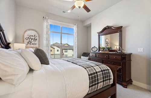 Windsor Apartment | Serene Retreat with Hot Tub, Sauna, Pool & Gym