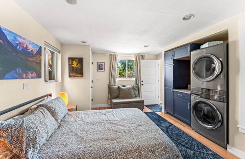 Speer Condo | Modern Suite in Denver’s Art District I Walkable