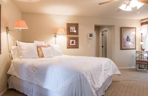 Paradise House | Las Vegas Home with Pool & Heated Spa! BBQ
