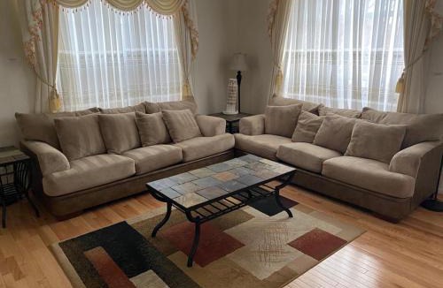 Littleton House | Southwest Denver Luxury Licensed Full Home near Manor House