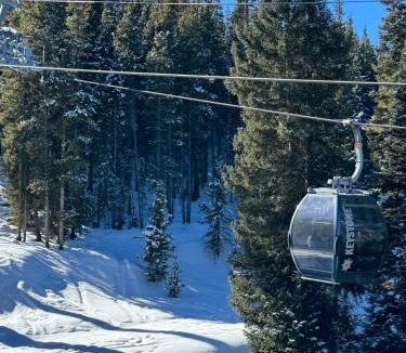 River Run House | Jack Pine 8016 by SummitCove Lodging in Colorado