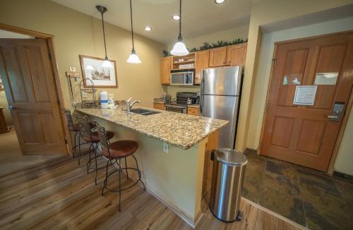 River Run Apartment | Jack Pine 8006 by SummitCove Lodging in Colorado