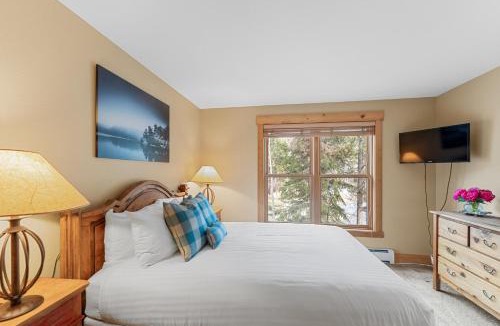 Keystone Villa | Trappers Crossing #8761 : 2