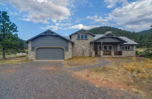 Pine House | Colorado Riverfront Escape! Fish, Hike & Relax