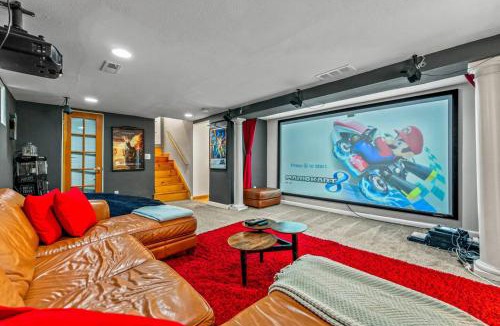 Hale House | The Retreat Theater Nights & Spa Delights