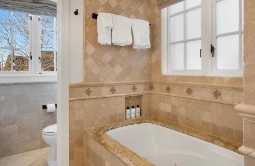 Mountain Village House | New! Chic European Style Cabin, Short Walk To Ski home