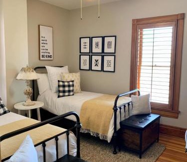 Canon City House | Charming Victorian near downtown & Royal Gorge