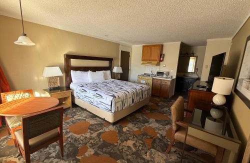 Frisco Hotel | Snowshoe Motel