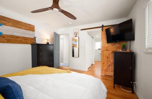 Virginia Village House | Luxury 3b-3b- Hot tub, Sauna, Personal Gym