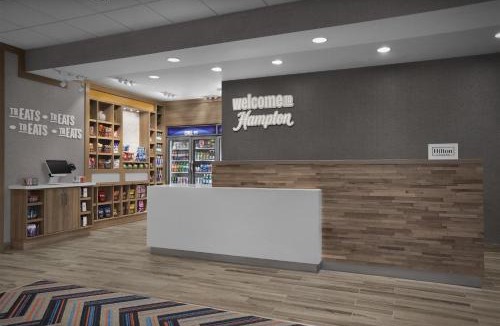 Golden Hotel | Hampton Inn & Suites By Hilton Wheat Ridge Denver West