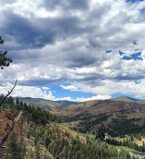 Bailey House | Hot Tub and Scenic Views at The Bailey Lodge