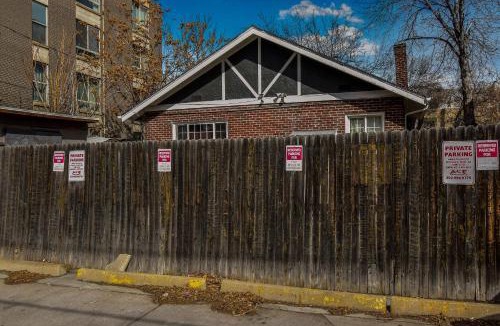Congress Park House | Chic Denver Family Retreat Free Parking & Prime Location