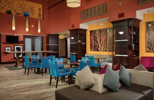 Littleton Hotel | Hampton Inn & Suites Denver/Highlands Ranch