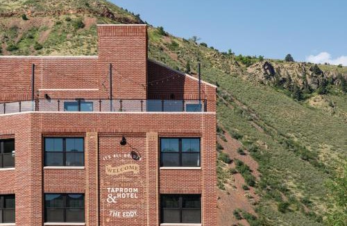 Kinney Runn Hotel | The Eddy Taproom & Hotel