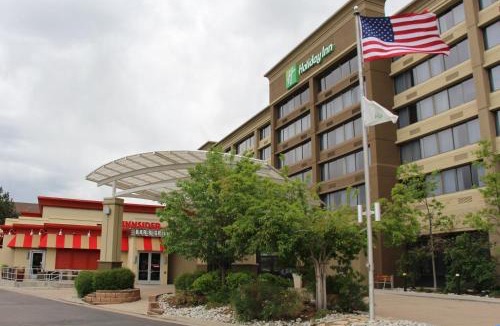 Lakewood Hotel | Holiday Inn Denver Lakewood by IHG