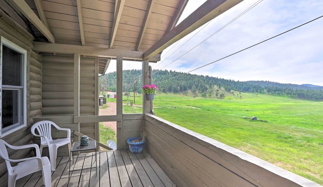 On-site Hiking Access: Mtn-view Conifer Cabin