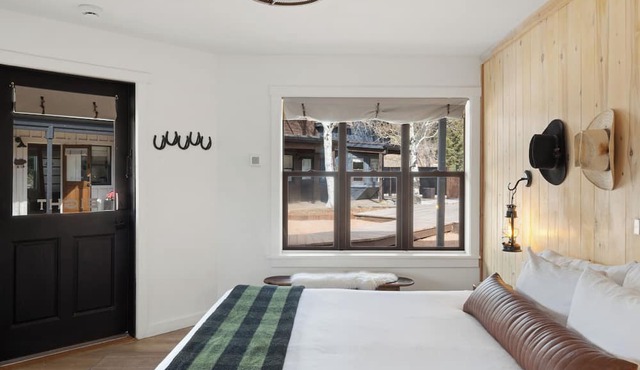 Hotel Palomino