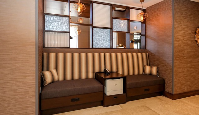 Hampton Inn & Suites Aurora South Denver