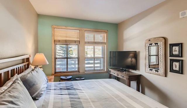 Passage Point 326 1 Bedroom Condo by RedAwning