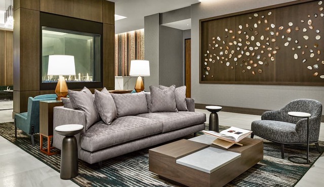 Apiary Hotel Belleview Station Denver