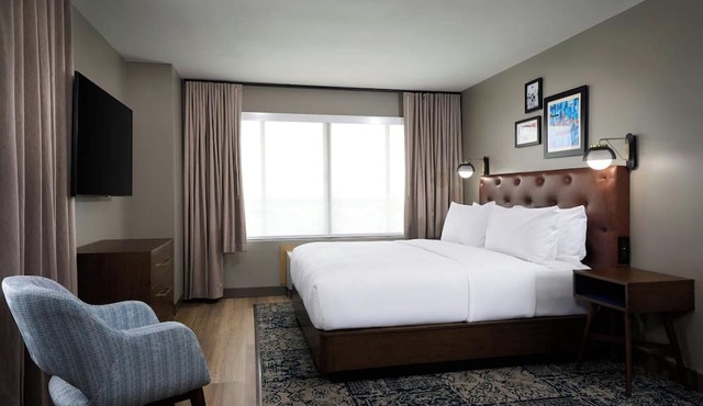 Four Points by Sheraton Englewood
