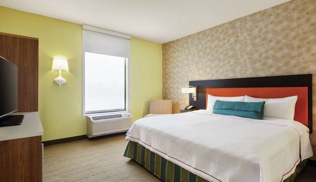 Home2 Suites by Hilton Minneapolis Bloomington
