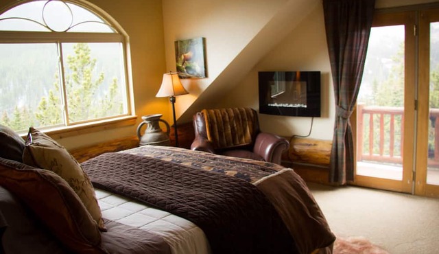 The Silver Lake Lodge