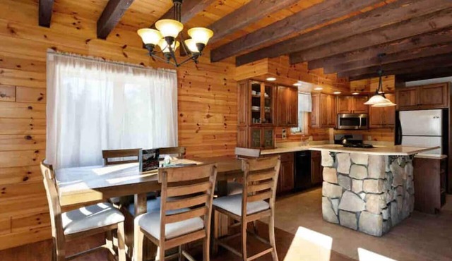 Secluded Cabin *Full ATV Access*Lake Access*Pet Friendly