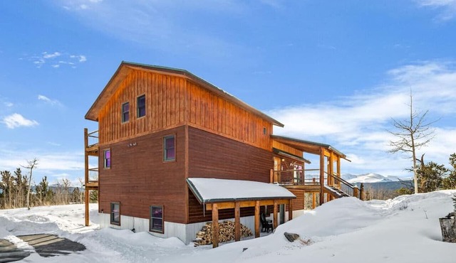 Chic 5bedroom 4.5bath Secluded Mountain Cabin