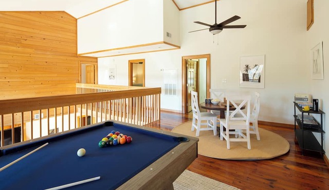 Raven by AvantStay | Entertainers Dream w/Pool, Hot Tub, Game Room! 9 BRs!