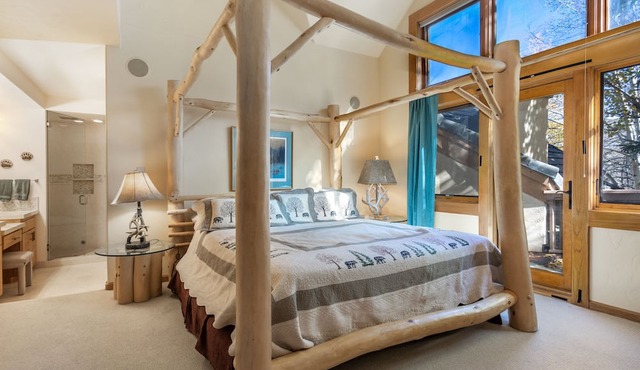 ALPINE MANSION, 9bd + LOFT BR SLEEPS 26 HUGE 8000 sq ft EXCLUSIVE BEAVER CREEK!