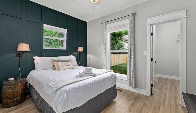 Cozy Chic Home in Downtown Loveland!