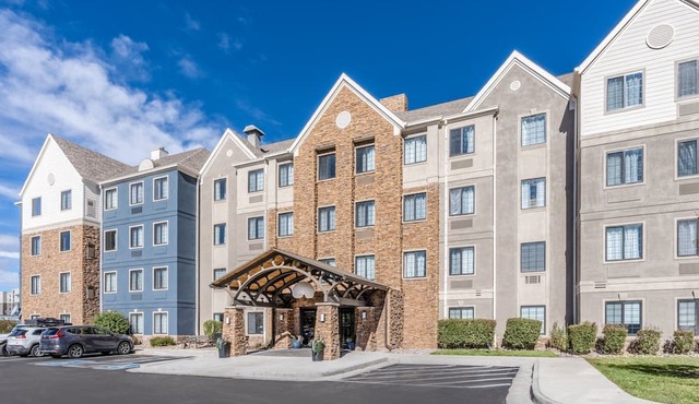 Cherry Creek Suite | Outdoor Pool, Hot Tub + Gym