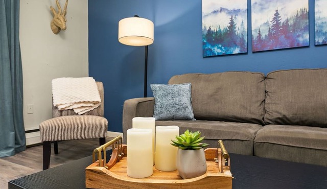 Azure Suite | Walkable Old Town Condo w/Park View