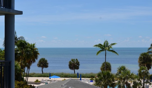 Key Wes't Best- Upgraded condo 5 mins to Smathers Beach Fantastic value