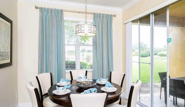 Renovated Townhome at Reunion, 6 Miles to Disney! in Kissimmee
