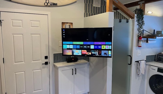 New - Colorado Surf Shack Studio in Littleton with AC