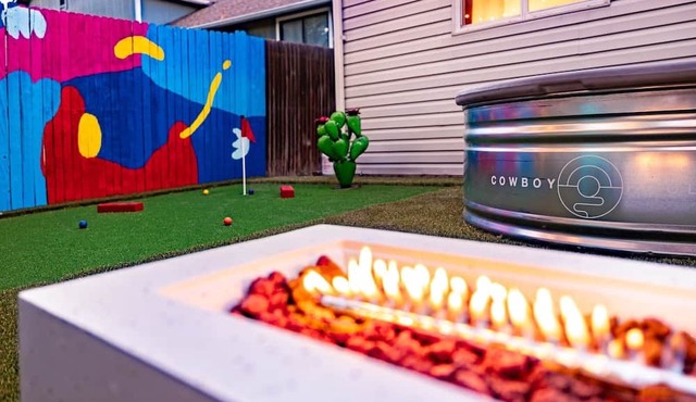 Mini Golf | Movie Theater | 2 King Beds | Arcade