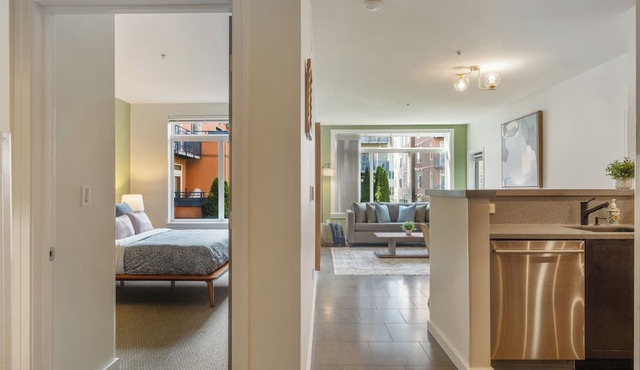 Luxurious 2BR Oasis in the Heart of Seattle!