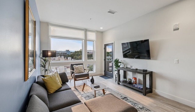 Golden Hour | 1BR LoHi Loft | Balcony | Dog-Friendly