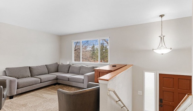 All New Sleeps 6/Old Town Arvada