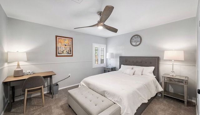 The Mile High Haven: An Entertainers Dream Home with Hot Tub + Perfect Location