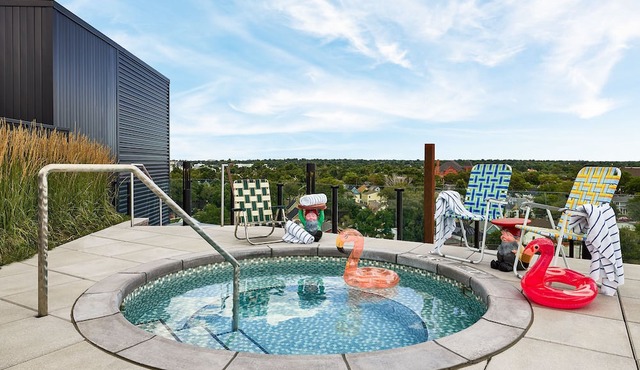 Pet Friendly + Amazing Amenities | Hot Tub Access