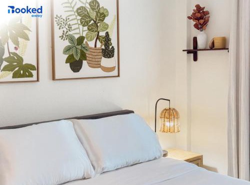 Chic 1BR Near Faena Walk to Beach Sleeps 4