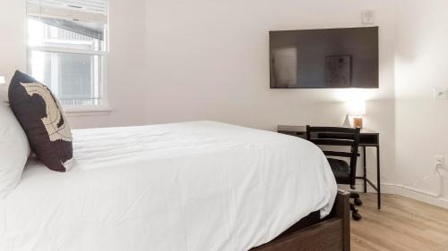 Landing Stylish 2BD Gym Pool
