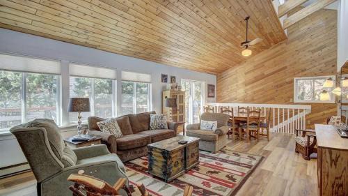 Timber Hill by Ski Country Resorts