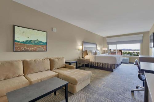 Best Western Plus Fillmore Inn & Suites