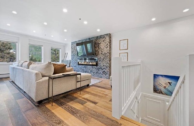 Luxurious 2 Bedroom Beaver Creek Chalet - In The Heart of Beaver Creek Village