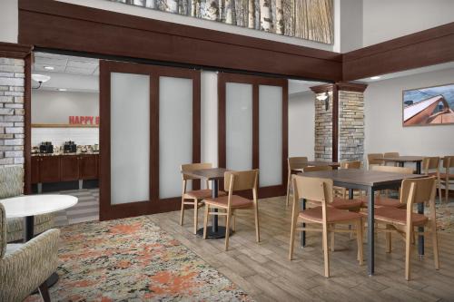 Hampton Inn Suites Colorado 